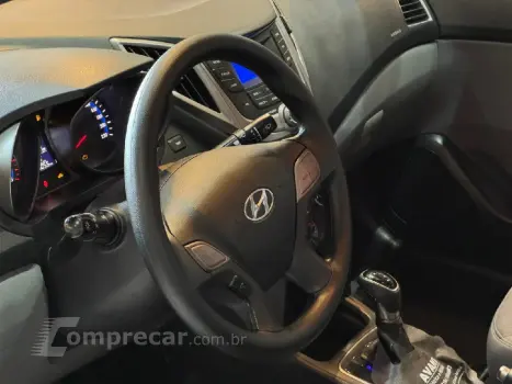 HB20S 1.6 COMFORT PLUS 16V FLEX 4P AUTOMATICO