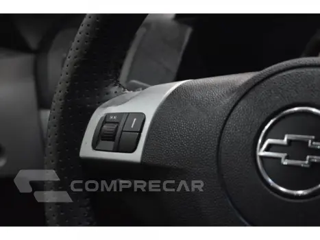 VECTRA SEDAN - 2.0 MPFI ELEGANCE 8V 4P MANUAL