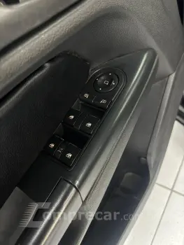 VECTRA 2.0 MPFI Expression 8V