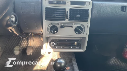 UNO 1.0 Mille 8V