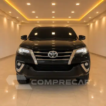 HILUX SW4 2.8 SRX 4X4 7 Lugares 16V Turbo Intercooler