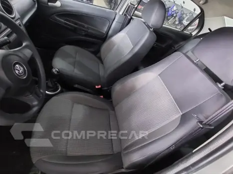 VOYAGE - 1.0 MI 8V 4P MANUAL