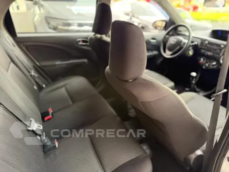 ETIOS 1.5 XS 16V FLEX 4P MANUAL