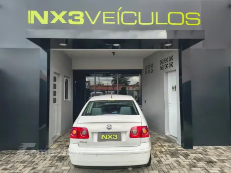 POLO SEDAN 1.6 MI 8V FLEX 4P MANUAL