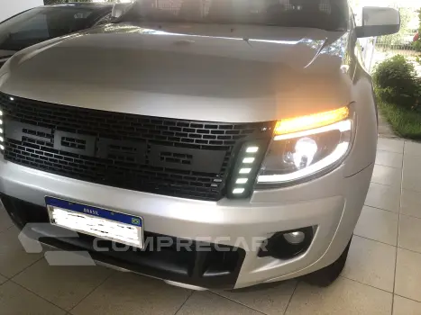 RANGER XLT CD4X4 3.2