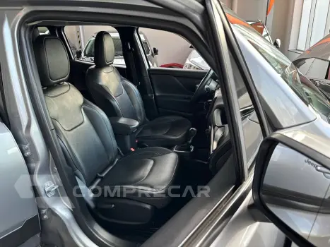 Renegade Longitude 1.8 4x2 Flex 16V Aut.