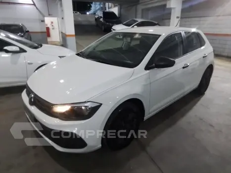 Volkswagen POLO 1.0 MPI TRACK MANUAL 4 portas
