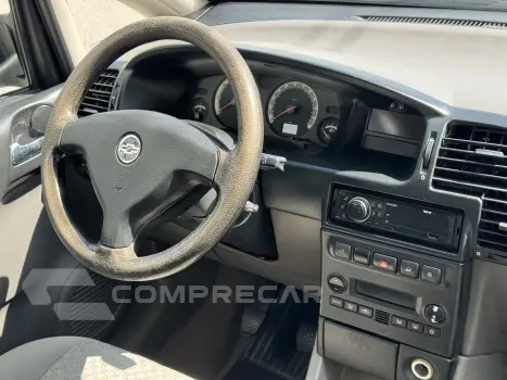 ZAFIRA 2.0 MPFI Comfort 8V