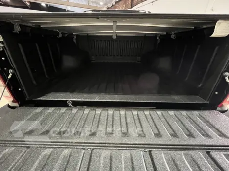 TRITON 2.4 Biturbo CD Hpe-s 4X4