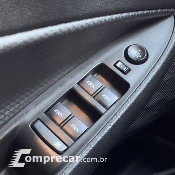 ONIX HATCH LT 1.0 12V TB Flex 5p Mec.