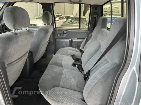 S10 2.4 Advantage 4X2 CD 8V