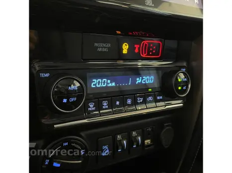 HILUX SW4 2.8 D-4D TURBO DIESEL SRX 7L 4X4 AUTOMÁTICO