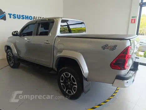 HILUX 2.8 D-4D TURBO CD SRX PLUS 4X4 AUTOMÁTICO