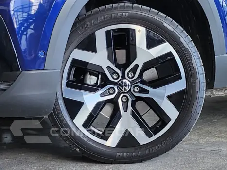 TAOS 1.4 250 TSI TOTAL FLEX HIGHLINE AUTOMÁTICO