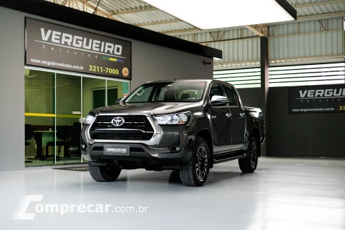 Toyota HILUX 2.8 D-4d Turbo CD SRV 4X4 4 portas