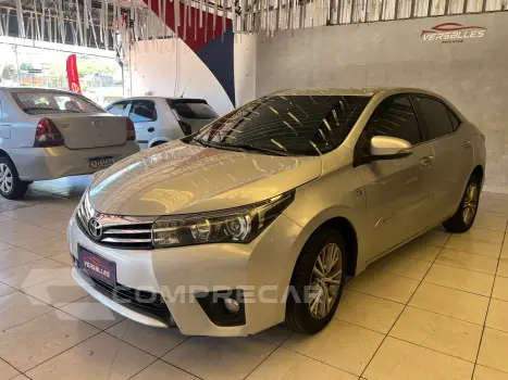 Toyota Corolla 4 portas