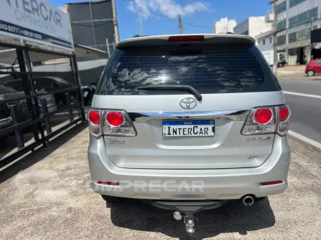 HILUX SW4 3.0 SRV 4X4 7 Lugares 16V Turbo Intercooler