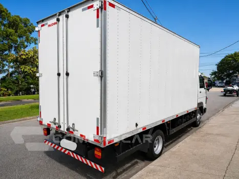 Delivery 8.160 + Baú Facchini