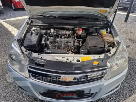 VECTRA SEDAN - 2.0 MPFI EXPRESSION 8V 140CV 4P MANUAL