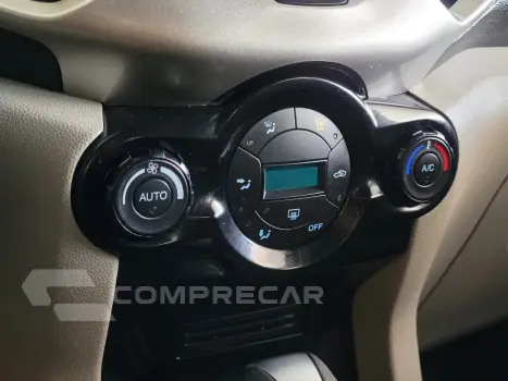 EcoSport TITANIUM 2.0 16V Flex 5p Aut.