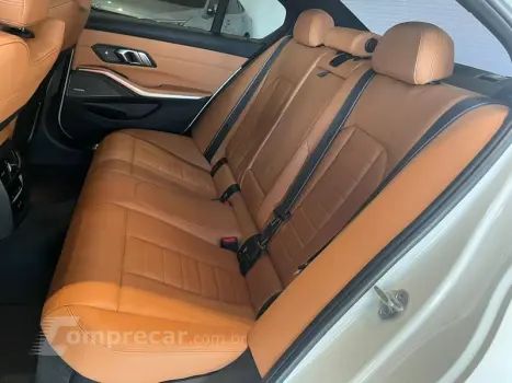 320IA 2.0 TB M SPORT A.FLEX/M.SPORT 4P