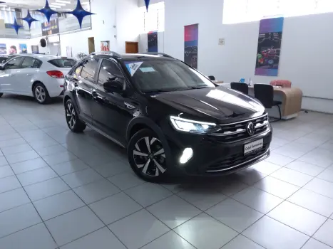 Volkswagen NIVUS 1.0 200 TSI TOTAL FLEX HIGHLINE AUTOMÁTICO 4 portas