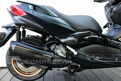 YAMAHA XMAX ABS
