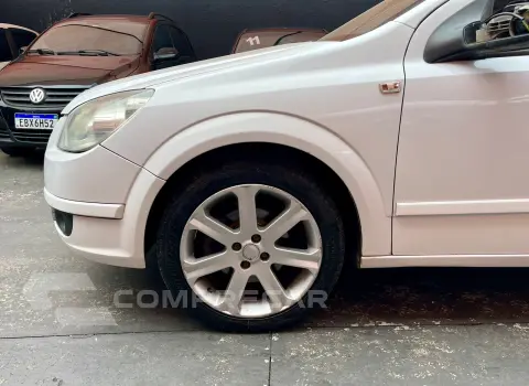 VECTRA 2.0 MPFI Elegance 8V
