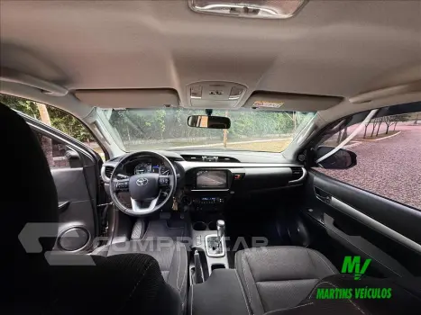HILUX 2.8 D-4D TURBO DIESEL CD SR 4X4 AUTOMÁTICO
