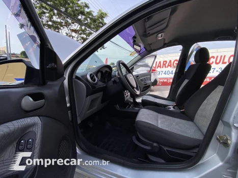 FIESTA 1.6 MPI Class Sedan 8V