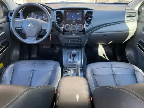 L200 TRITON 2.4 16V Turbo Savana GLS CD 4X4