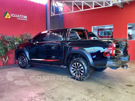HILUX 2.8 D-4D TURBO DIESEL CD GR-S 4X4 AUTOMÁTICO