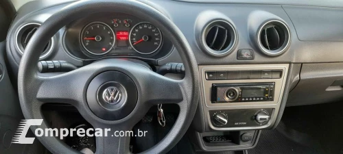 Volkswagen GOL 1.0 8V 4 portas