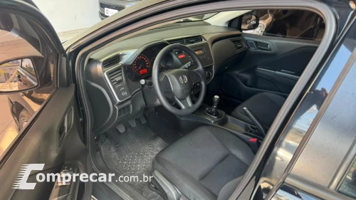 CITY 1.5 DX Sedan 16V