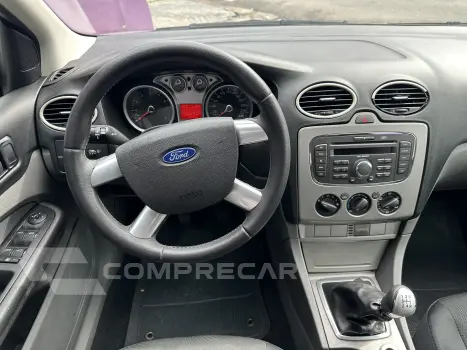 FOCUS 1.6 GL 8V
