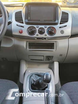 L200 Triton HLS 2.4 Flex 16V CD Mec.
