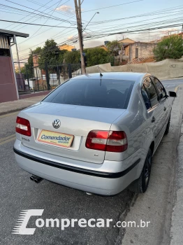 POLO SEDAN 1.6 8V