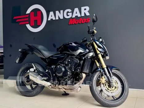 CB 600F HORNET