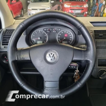 Volkswagen POLO 1.6 4 portas