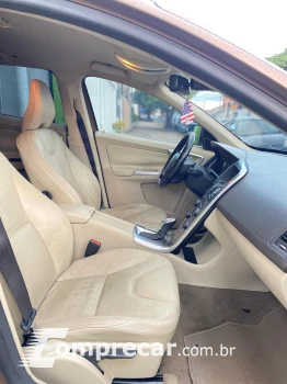 XC60 2.0 T5 Comfort FWD Turbo