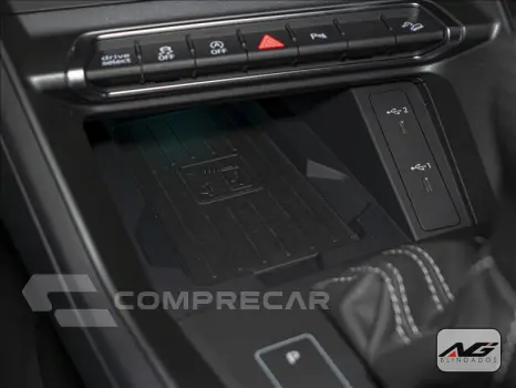 Q3 2.0 40 TFSI Performance Black Quattro