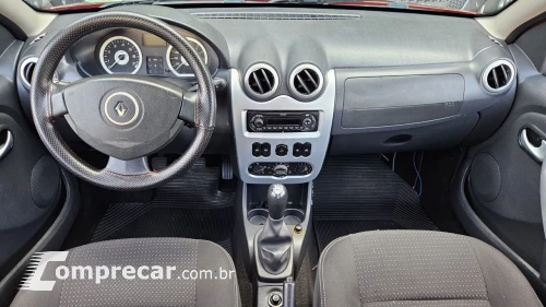 SANDERO STEPWAY Hi-Flex 1.6 16V 5p