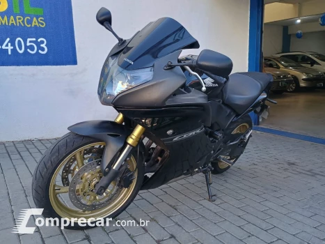 HONDA CBR 600F