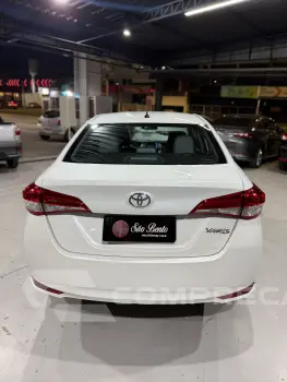 YARIS 1.5 16V Sedan XS