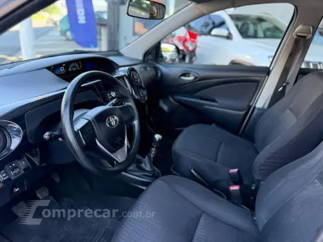 ETIOS X Sedan 1.5 Flex 16V 4p Mec.