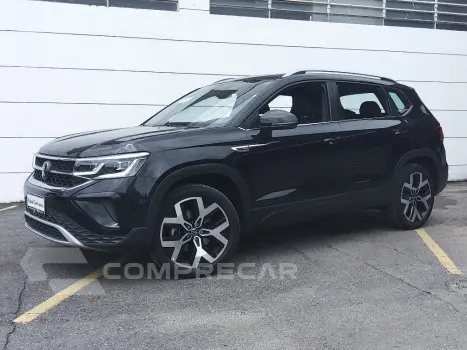 TAOS 1.4 250 TSI TOTAL FLEX HIGHLINE AUTOMÁTICO