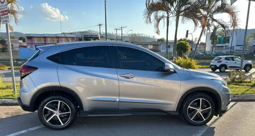 HR-V