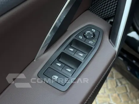 X1 2.0 16V Turbo Gasolina Sdrive20i M Sport Steptronic