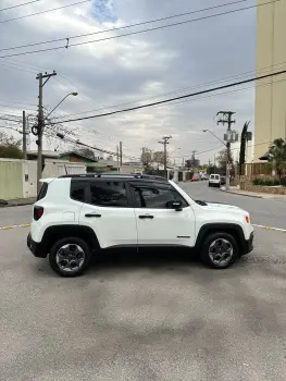 RENEGADE 1.8 16V Longitude