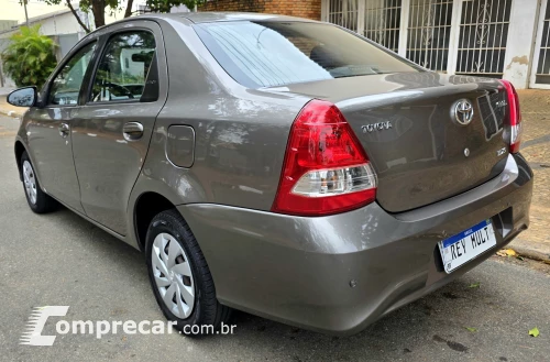 ETIOS 1.5 XS Sedan 16V